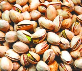 Les pistaches sont des noix qui ont un effet bénéfique sur la transpiration masculine.